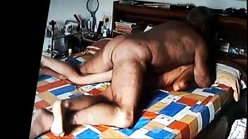 Xxx cu un gras care isi violeaza nepoata