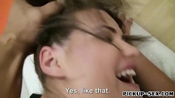 Fete futute corect bruneta gravida face muie amantului